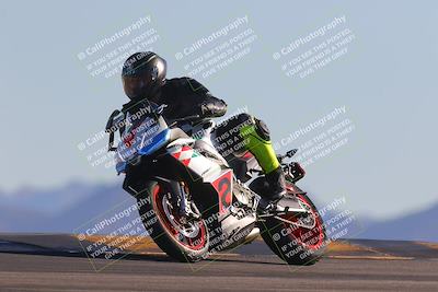 media/Nov-06-2023-Moto Forza (Mon) [[ce023d0744]]/3-Intermediate Group/Session 5 (Turn 9)/